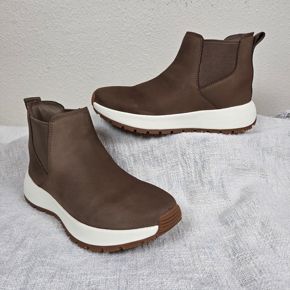 Kizik Toronto Leather‎ Slip-on Chelsea Boots Coffee Brown Men's 7 / Women's 8.5